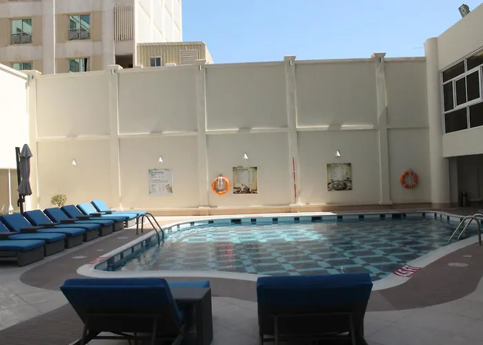 Al Safir Hotel