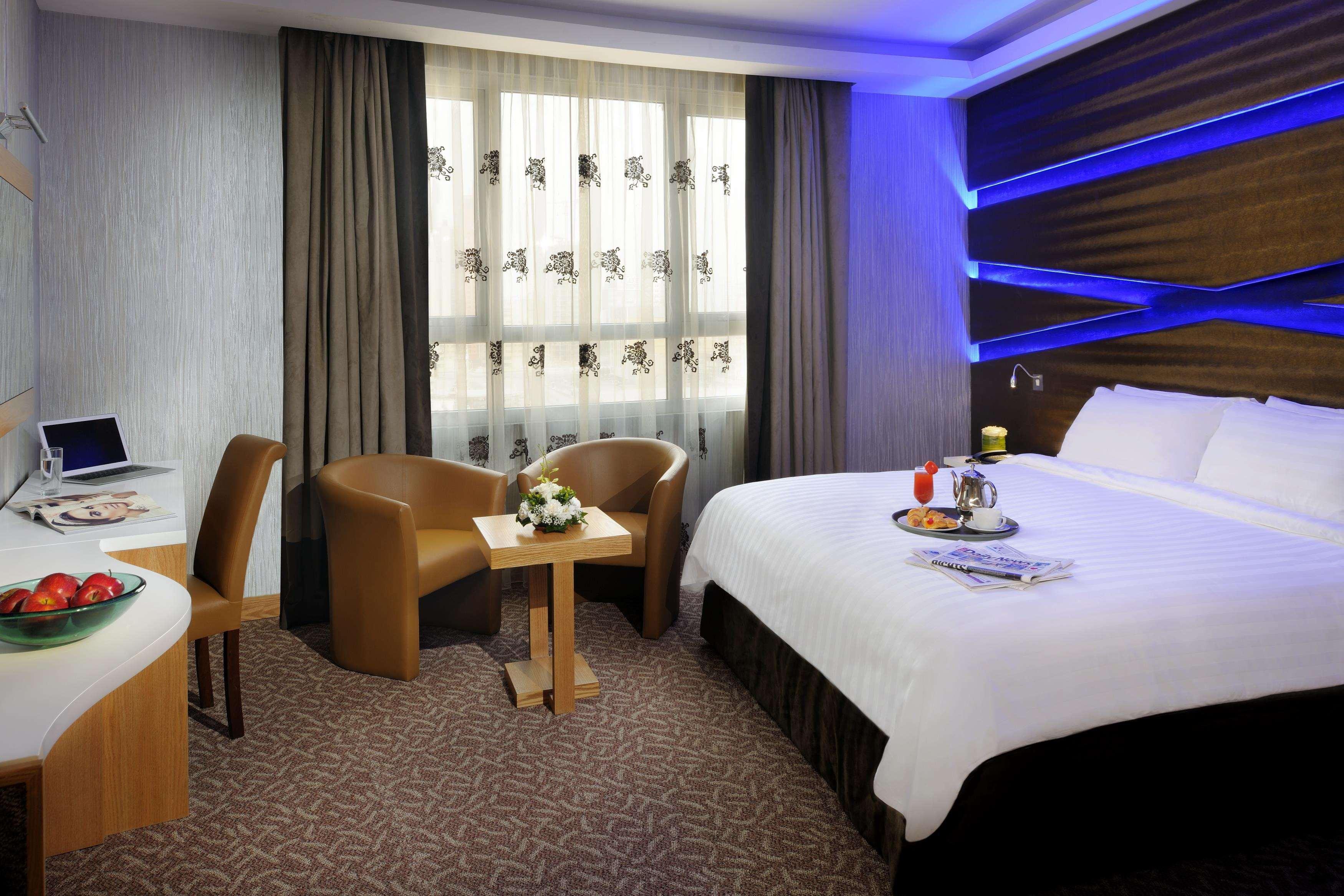 Al Safir Hotel