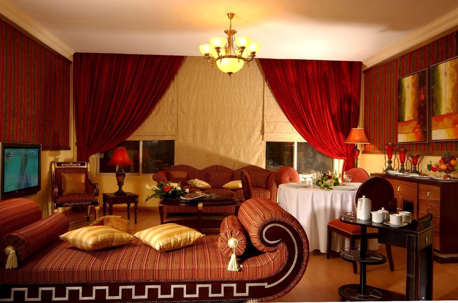 إل سافير فندق 4*